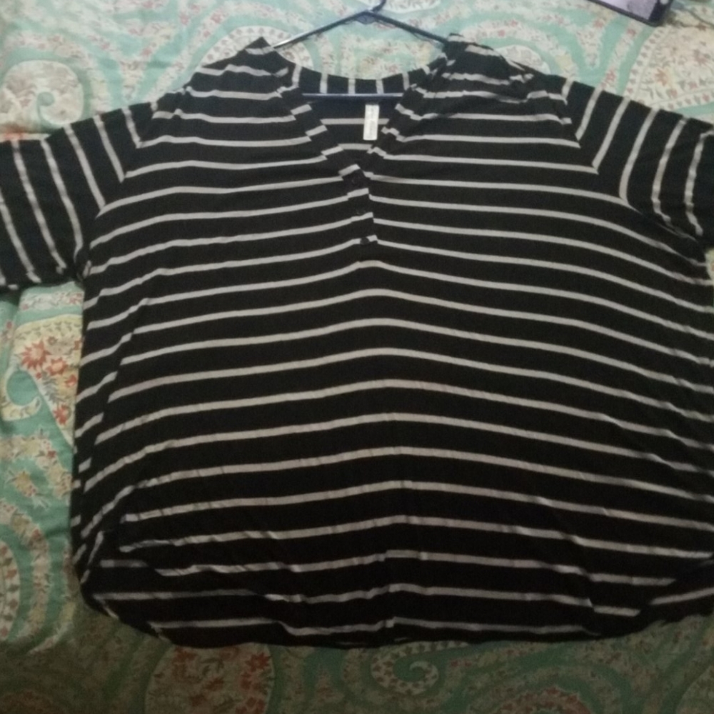 Stripped tee
